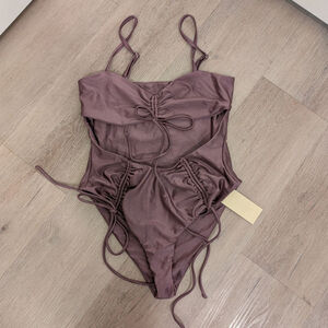 Women's RIS-K Orchid Hideout One Piece Swimsuit size small